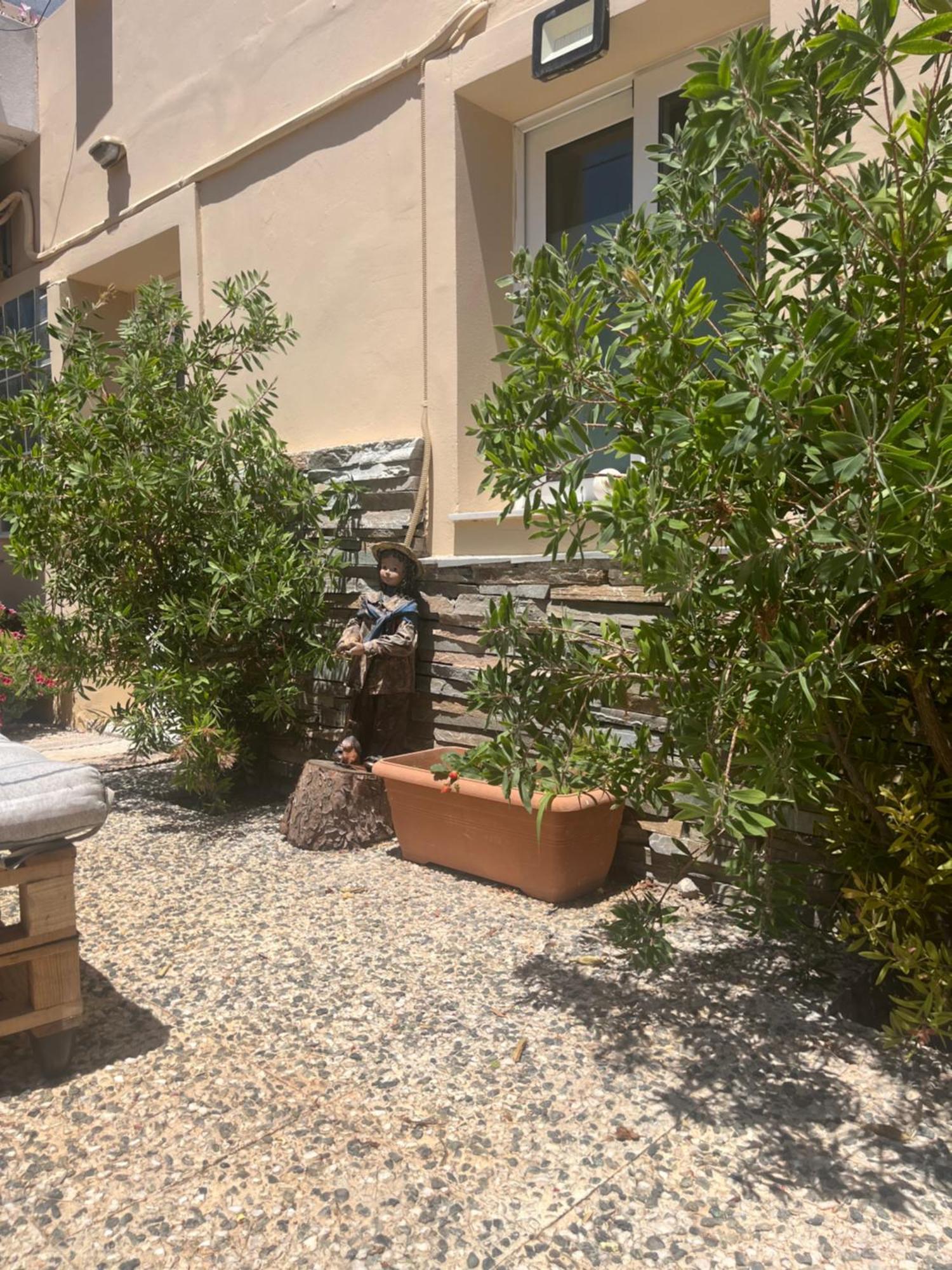 Sea Airport Art Studio Apartment Artemida  Bagian luar foto